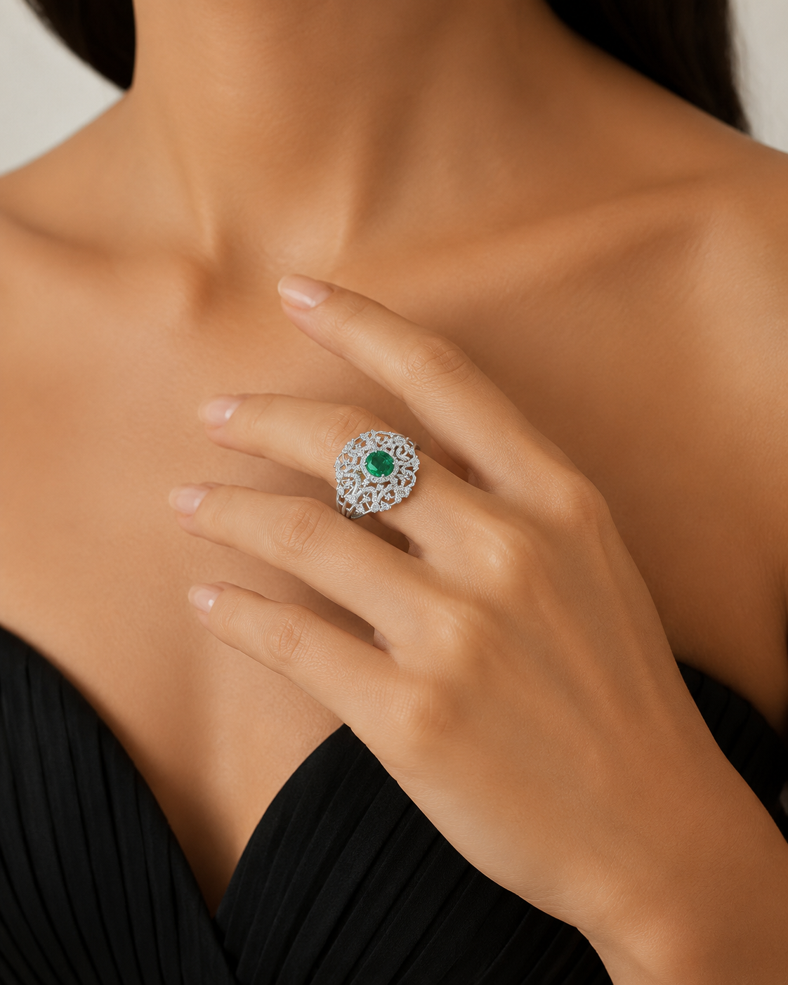 Emerald Diamond Halo Ring – Sculpted Vintage Luxury Design